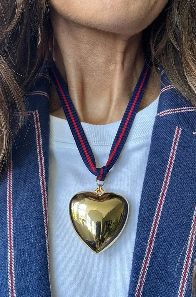 Carolines Style Heart Gold — Cord Necklace product view 1
