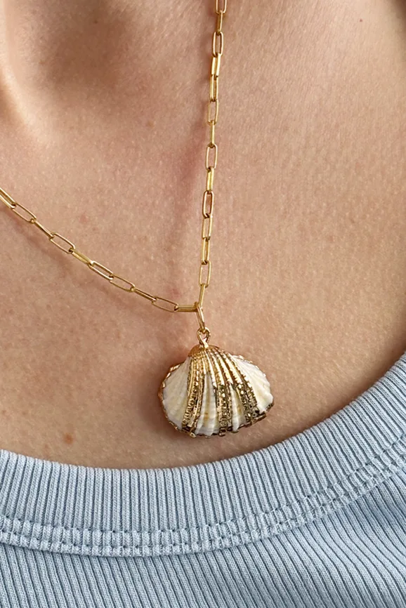 Sunday Sun — Gold Necklace Chain product view 2