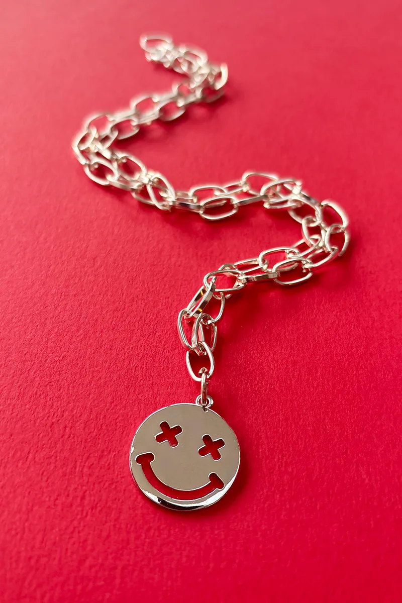 You'Re Smiling Again - Silver — Silver Chain Necklace product view 3