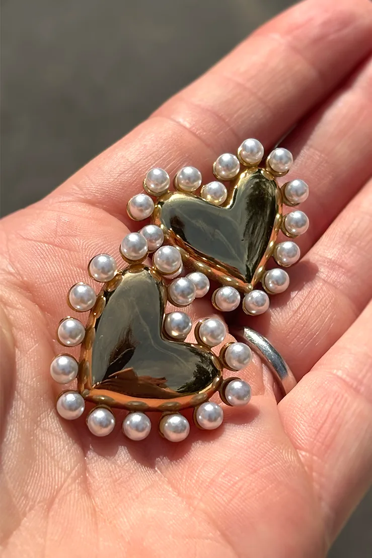 Nova Hearts — Gold earrings product view 1