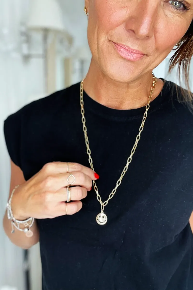 Smile With Me — Gold Necklace Chain product view 3