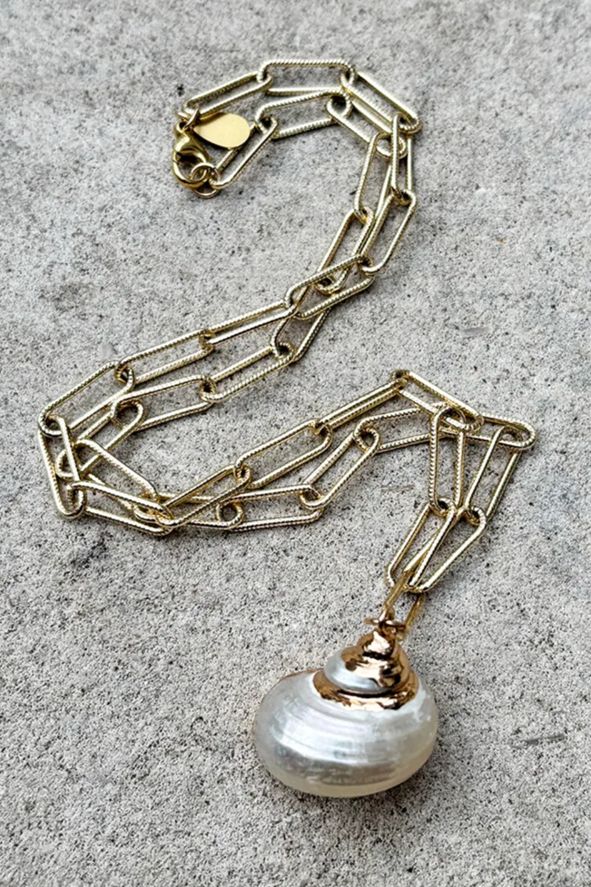 Hear The Sea — Gold Necklace Chain product view 1