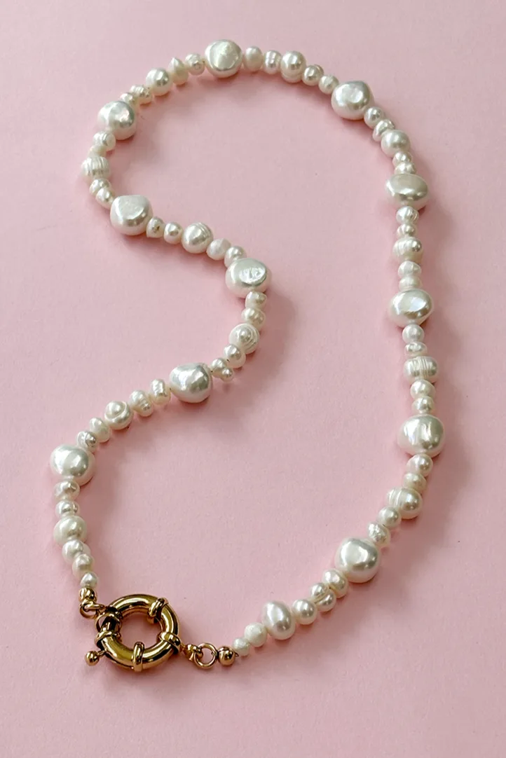Lisbon Pearls — Beaded Necklace product view 3