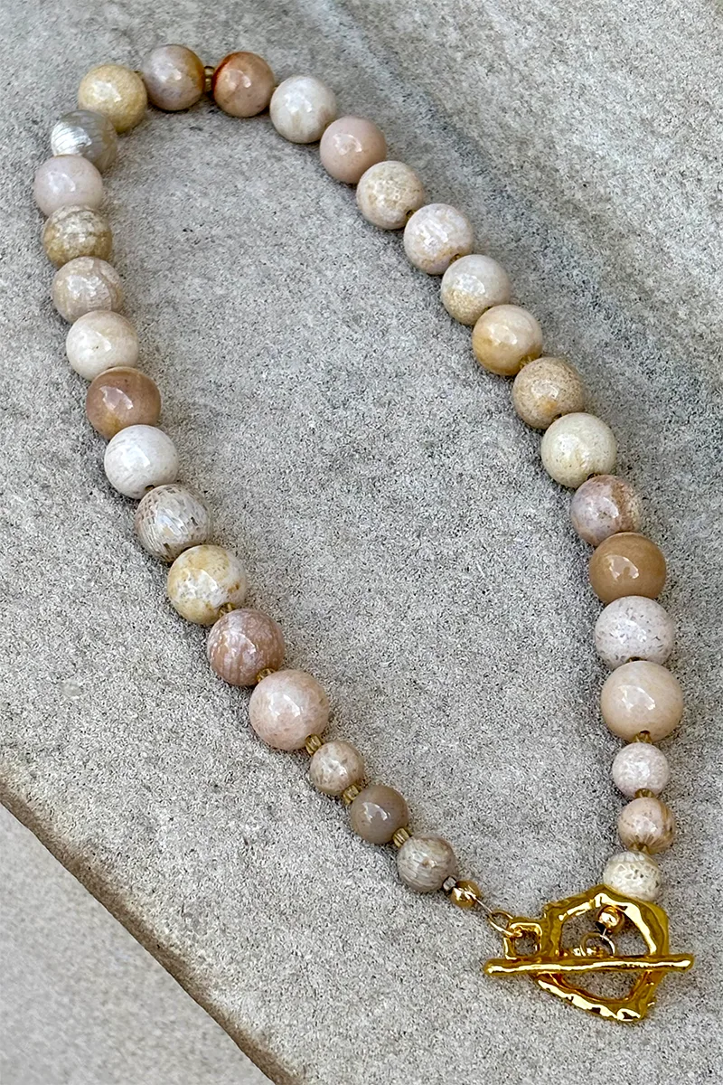 Reenie — Beaded Necklace product view 1