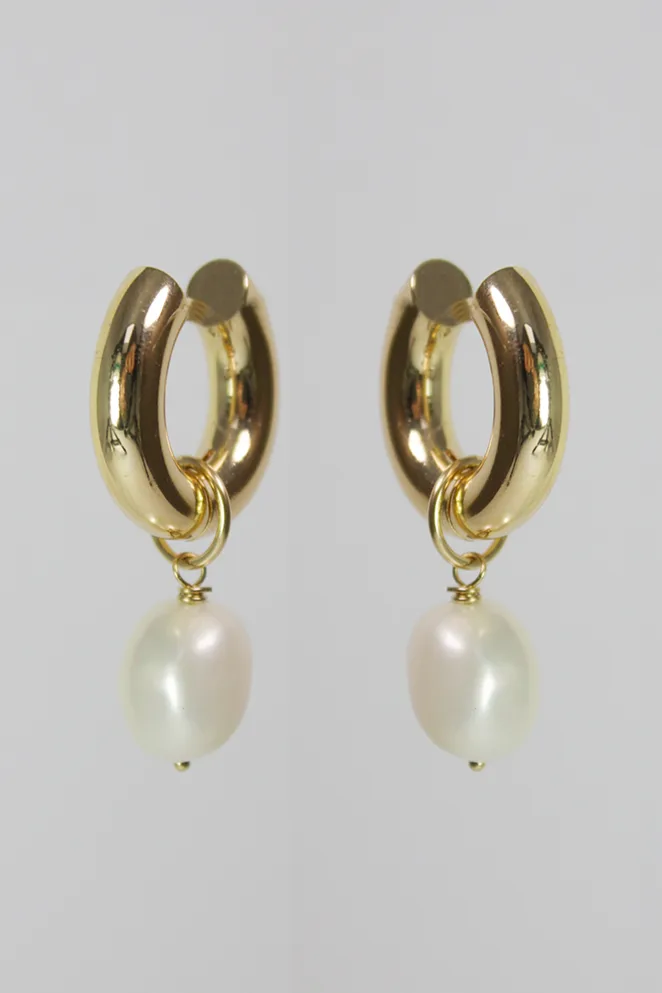 Effie — Gold hoop earrings product view 2