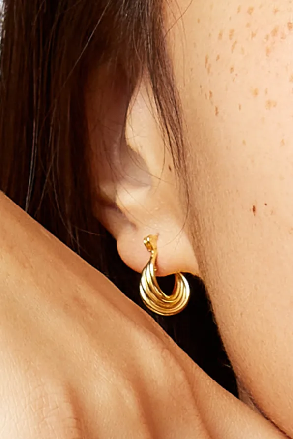 Adina — Gold hoop earrings product view 2